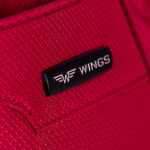 WINGS-RBN01-ROBIN-TORBA-PODRÓŻNA-DETAL-RED-LOGO.png