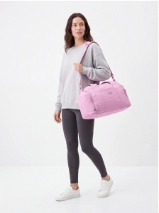 Torba sportowa WINGS SOLENNE z kieszenią na buty i pasem na walizkę PINK