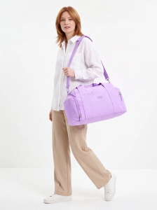 Torba sportowa WINGS SOLENNE z kieszenią na buty i pasem na walizkę PURPLE